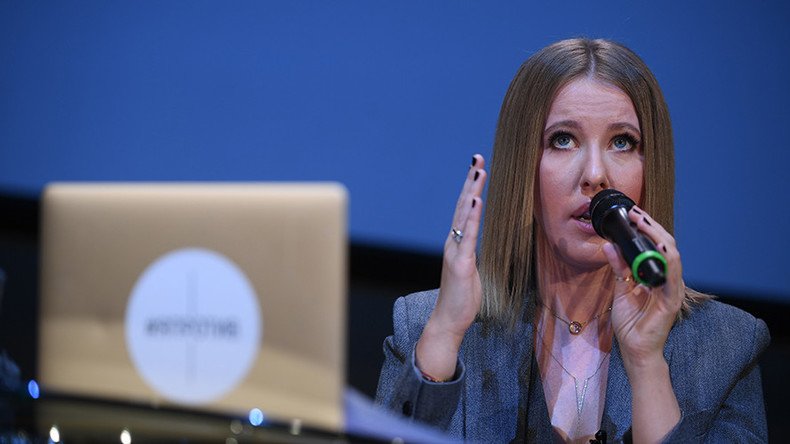 ‘Crimea is Ukrainian territory’ – It girl-turned-presidential candidate Sobchak outlines her program