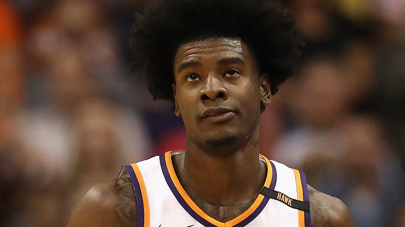 Phoenix Suns player fined after making gun gesture at fan (VIDEO)