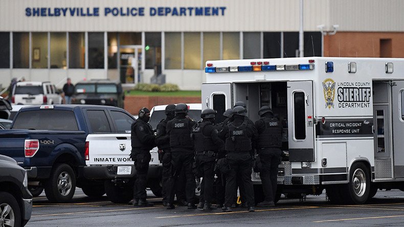 ‘White Lives Matter’ rallies in Tennessee outnumbered by protesters & bystanders (VIDEOS)