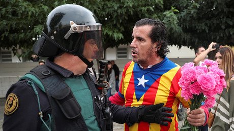 Ballot box seizures, crying cops & beaten firefighters: Catalonia vote in 10 groundbreaking videos