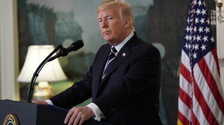 Trump discusses Iran deal with military leaders