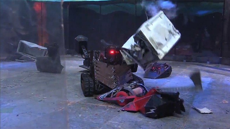 Gladiators of steel: Russian & British robots destroy each other in St. Pete arena (VIDEO)