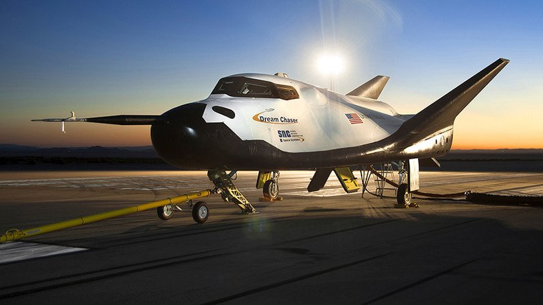 NASA-contracted Soviet-derived spaceplane Dream Chaser makes successful glide test (PHOTOS)