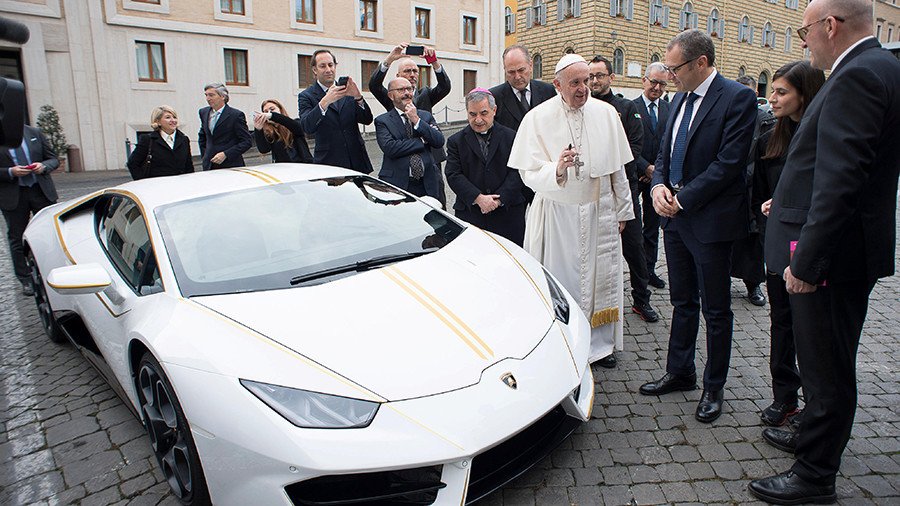 Pope Francis gives white & gold Lamborghini away to charity (PHOTOS)