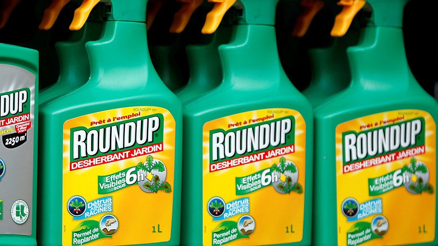 Monsanto sues California over weed killer cancer warnings