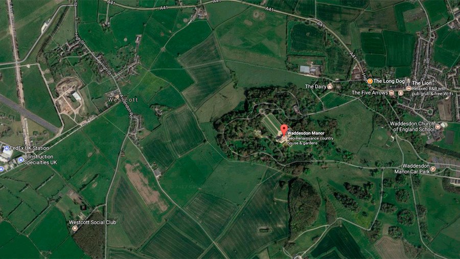 Several casualties confirmed after aircraft and helicopter collide in mid-air over Buckinghamshire 