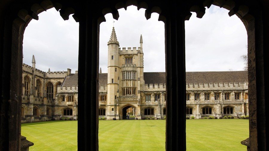 Oxford graduate sues university for £1m over ‘inadequate’ teaching… 17 years later 