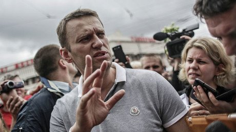 Navalny files in lawsuit against Putin over rally ban