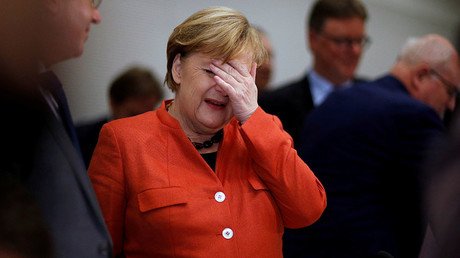 ‘Merkel is on a destructive course, refuses to correct her policies’