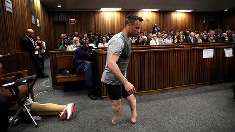 Paralympic gold medalist Oscar Pistorius  © Siphiwe Sibeko