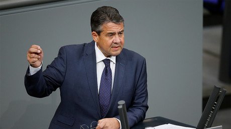 German official urges Poroshenko to decide whether he is president or oligarch