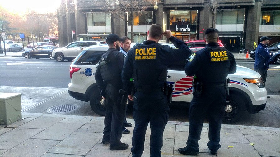 Washington, DC police say no shooter near White House