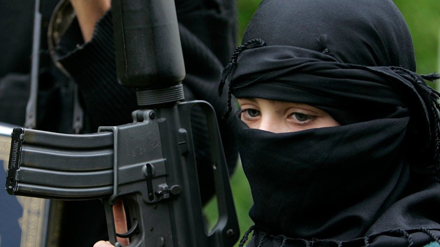 Radicalized wives & kids of ISIS fighters ‘must be identified as jihadis’ – German intel chief