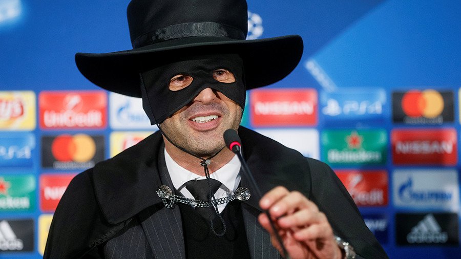 ‘With the mask or without?’ – Coach keeps Champions League bet, wears Zorro costume to presser
