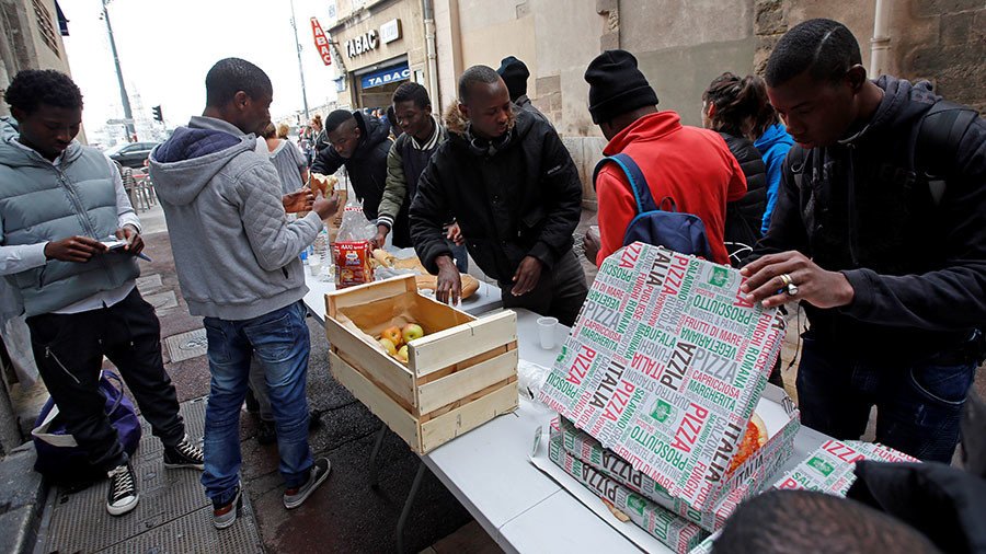 French cities overwhelmed by refugee flow, govt must step in urgently – mayors