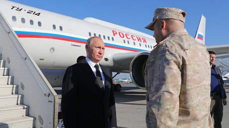 Putin thanks Su-30 jet pilots for ‘covering’ his plane during Syria visit (VIDEO)