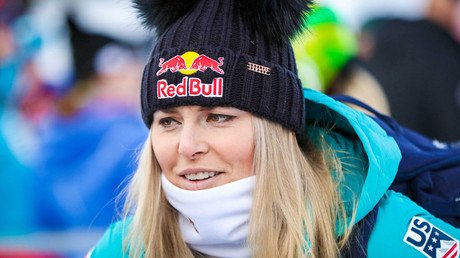 'We need to do a better job of protecting our planet' – US alpine skier Vonn cleans beach in bikini