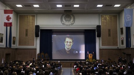 ‘FSB trap’ conspiracy around Snowden’s app forces Greenwald to lecture Guardian’s new Moscow chief