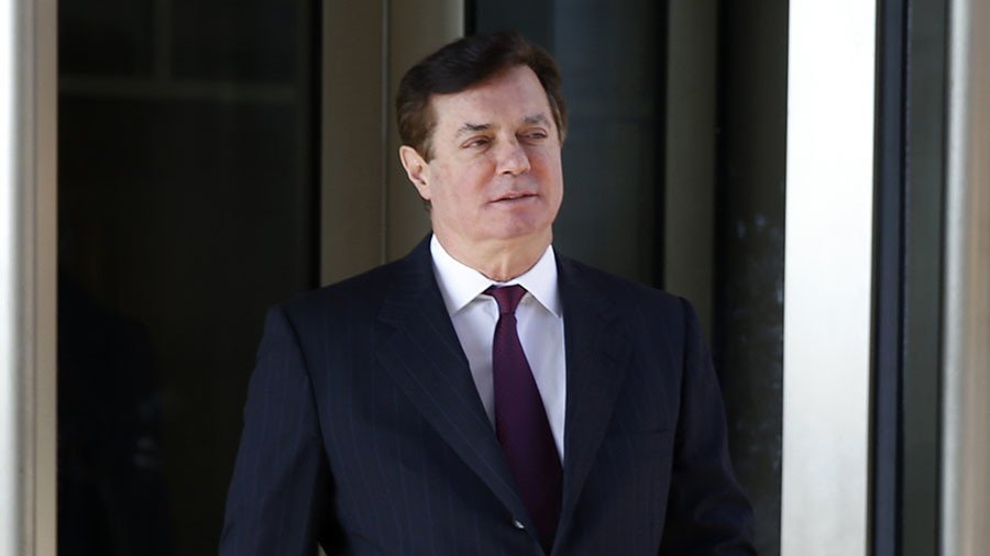 Former Trump campaign manager sues Mueller, DOJ for overreach