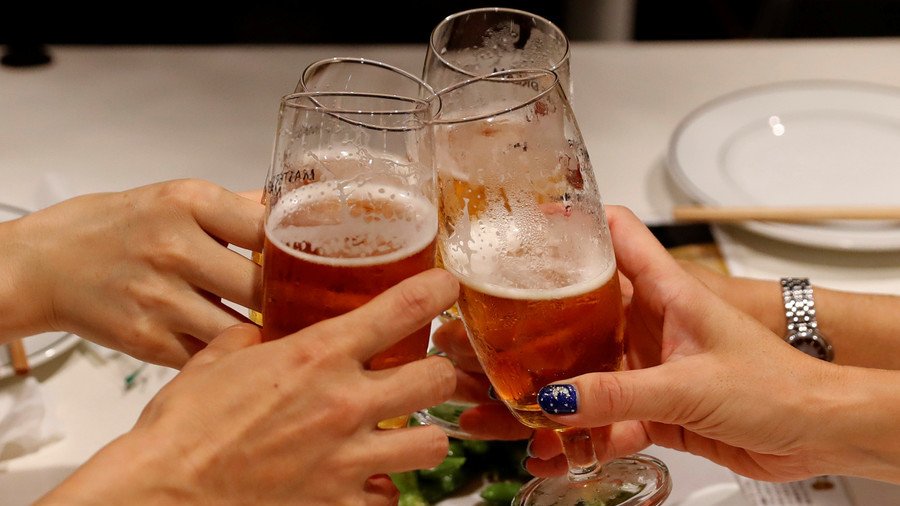 Alcohol damages DNA, increases cancer risk - study