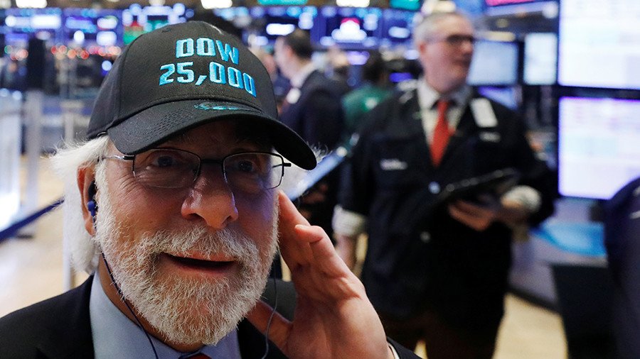 Dow passes 25,000 for 1st time after new jobs figures