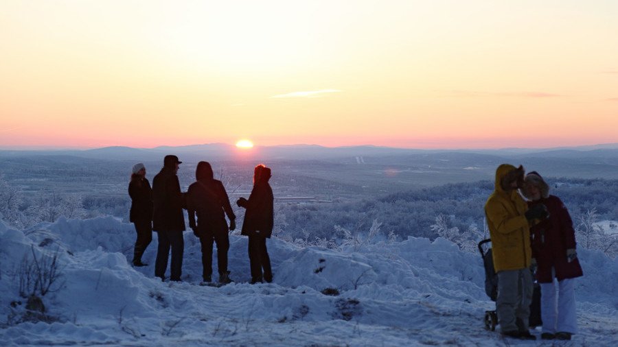 First sunrise in 40 days: Arctic Russian city greets daylight as polar night ends (PHOTOS)