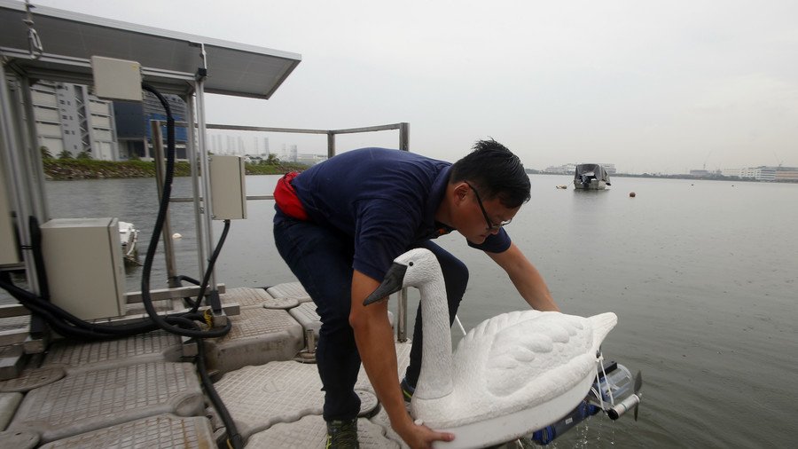 Reservoir 'swans': Aquatic robots deployed to combat water pollution (PHOTOS)
