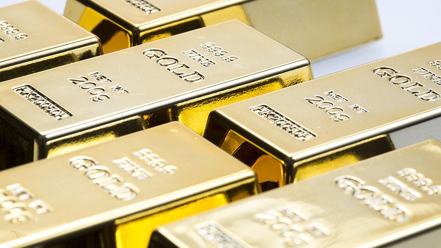 Bitcoin crash sparks investor appetite for gold