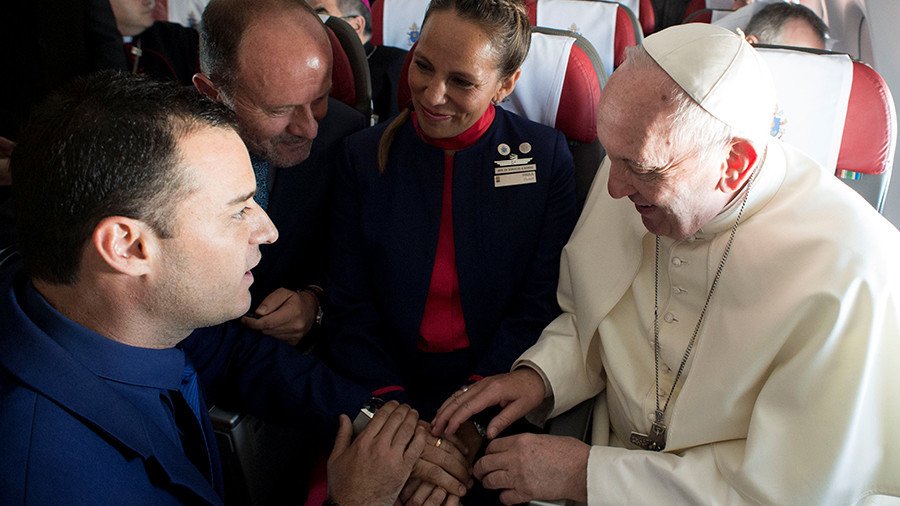 Pope Francis joins flight attendants in mile high matrimony