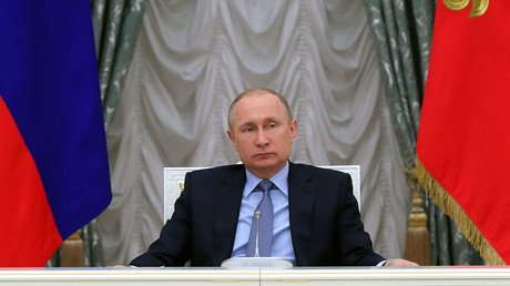 Putin wants Russia's economy growing faster than global average
