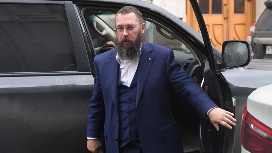 ‘Cute, competent, obedient’: Russian gay-bashing orthodox tycoon looks for new assistant