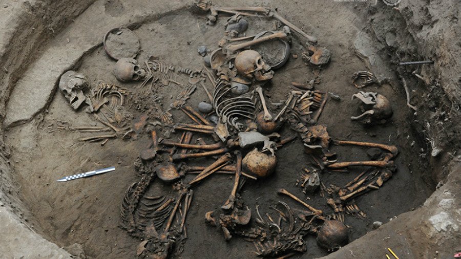 ‘Ritualistic’ ancient skeleton spiral unearthed in Mexico (PHOTOS, VIDEO)
