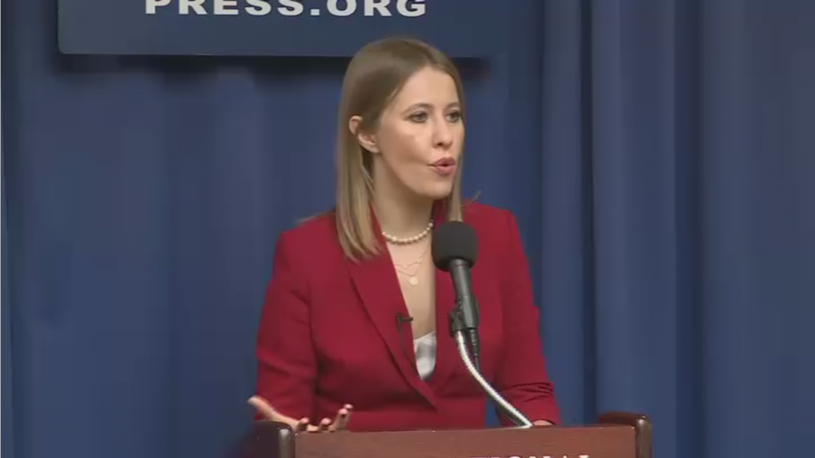  Russian presidential candidate Sobchak takes campaign to Washington DC