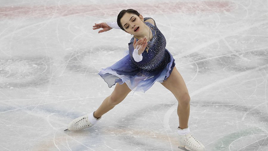 Russian figure skater Medvedeva sets world record in short program at PyeongChang