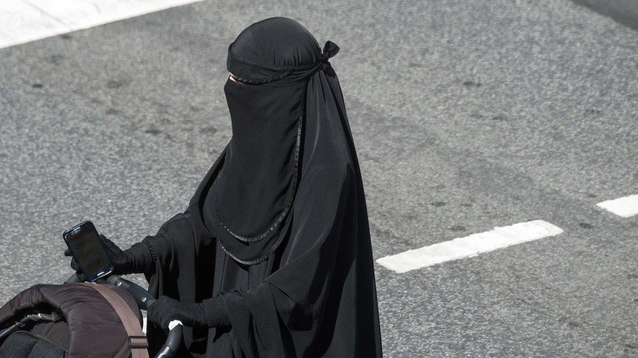 Scout of order: Troop leader sacked for comparing niqab-wearing Muslim colleague to Darth Vader