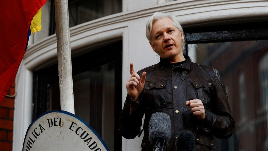 Judge who upheld Julian Assange's warrant questioned over links to security services