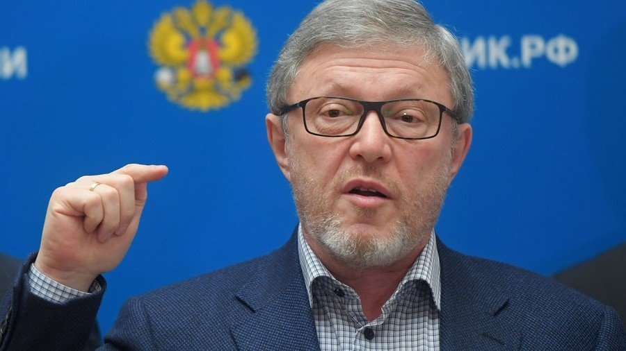 Veteran liberal Yavlinsky opposes presidential election boycott