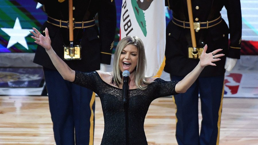 ‘I need a cigarette after that’: Twitter pans Fergie’s rendition of US national anthem 