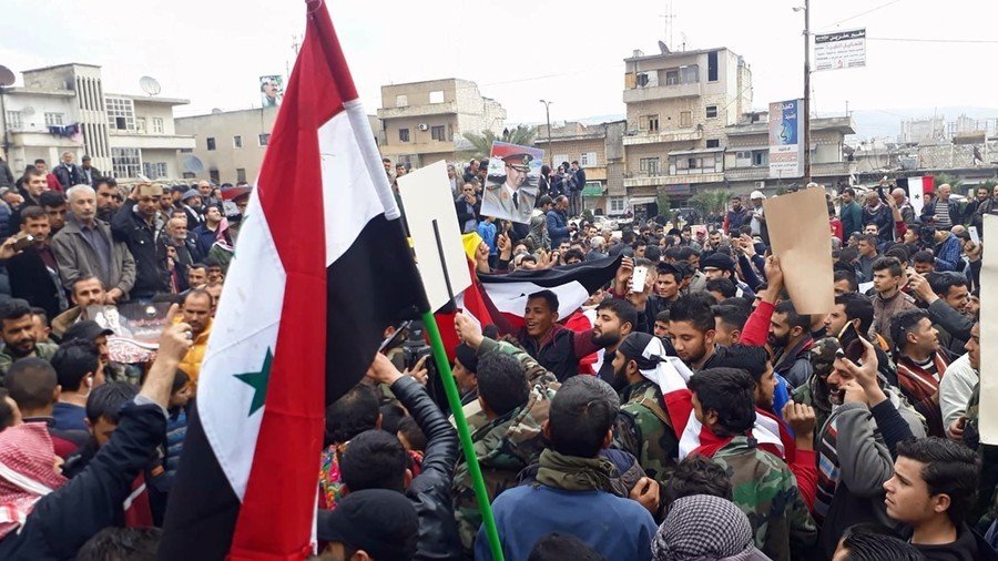Assad supporters celebrate in Afrin after pro-govt forces bolster Kurds (VIDEO)