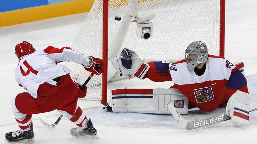 1st time in 20 years: Russian hockey players advance to Olympics finals after beating Czechs 3-0