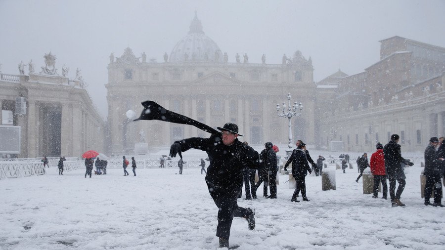 Italy sends in army to combat Siberian ‘beast from the east’ (PHOTOS, VIDEOS)