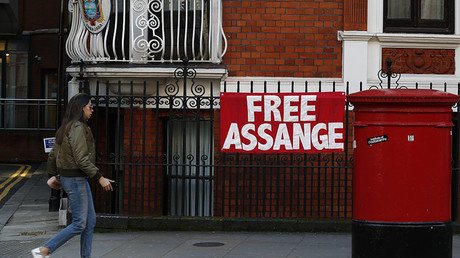 UK prosecutors pressed Sweden not to drop Assange extradition in 2013 – report