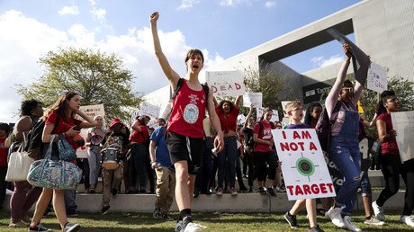 America’s absurd new battle: Schoolchildren versus the Gun Lobby