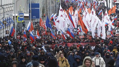 Thousands march in Moscow to commemorate slain politician Nemtsov