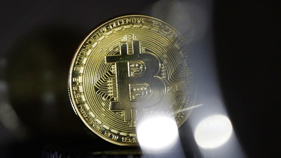 Bitcoin edges lower as US financial regulator launches cryptocurrency market probe