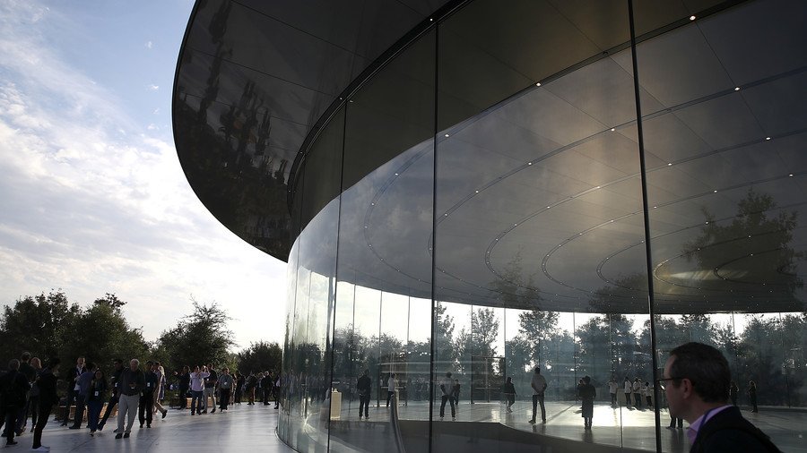 Windows vs Mac: Apple employees getting injured by ultra-transparent glass at $5bn facility