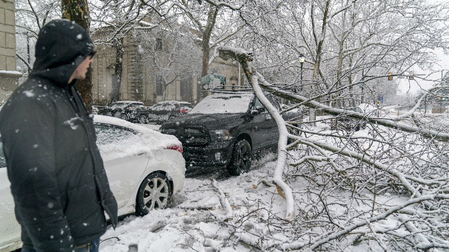 Snow storm pounds US northeast for second time in 1 week
