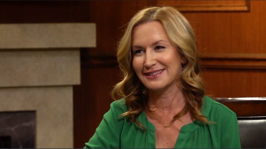 Angela Kinsey on 'The Office,' Hollywood, & family