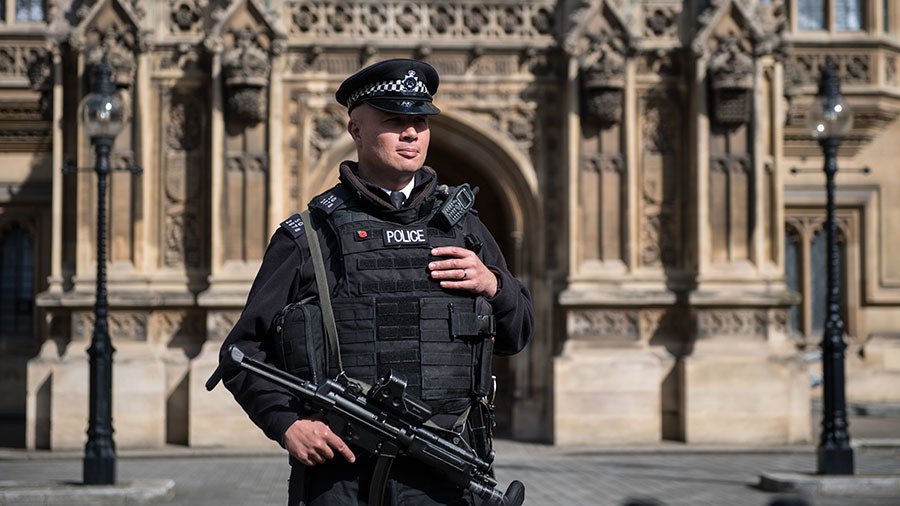 Police investigating suspicious package in Houses of Parliament, day after similar incident