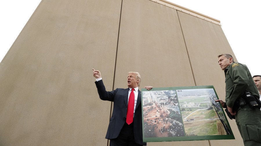 Trump tours border wall prototypes in California amid protests (PHOTOS)